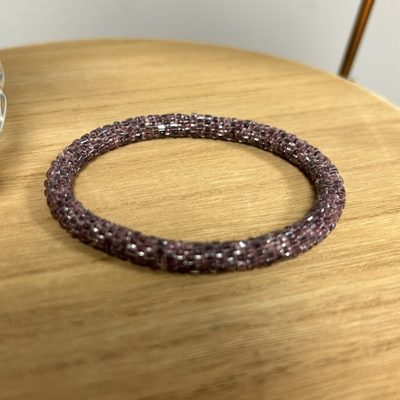 Lily and Laura lavender bracelet - Picture 2 of 2
